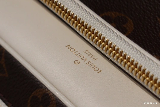 MESSENGER LOUIS VUITTON NIL LVXNBA 0212